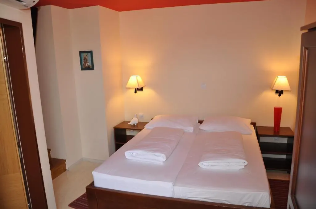 Hotel Carpymore Biograd Na Moru Kroatien
